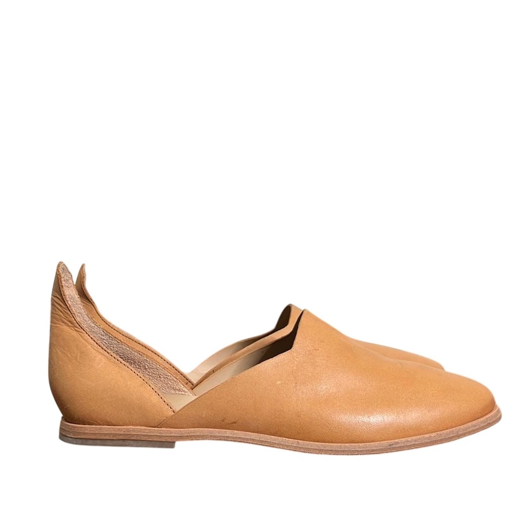 Wal & Pai  Women's Auburn Calf Slip On Flats Size 41 Leather Preppy Minimalist